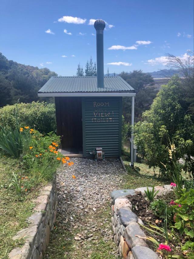 Sunrise Cabin At First Light Rangihaeata Retreat Takaka Eksteriør billede